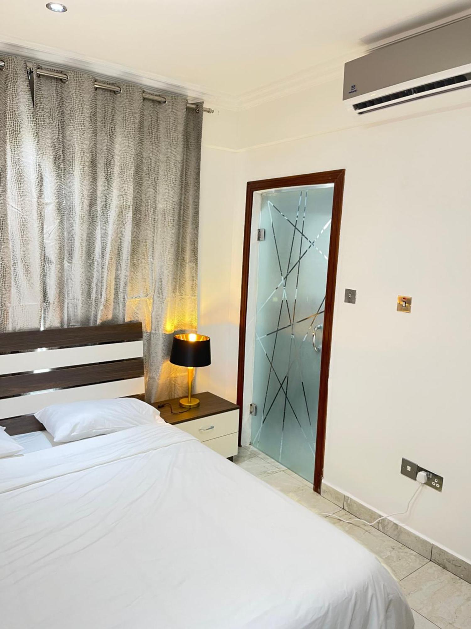 The Vittins Apartment Accra Ngoại thất bức ảnh