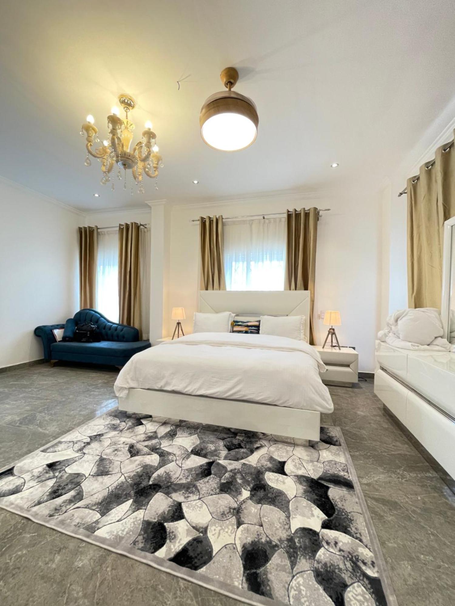 The Vittins Apartment Accra Ngoại thất bức ảnh